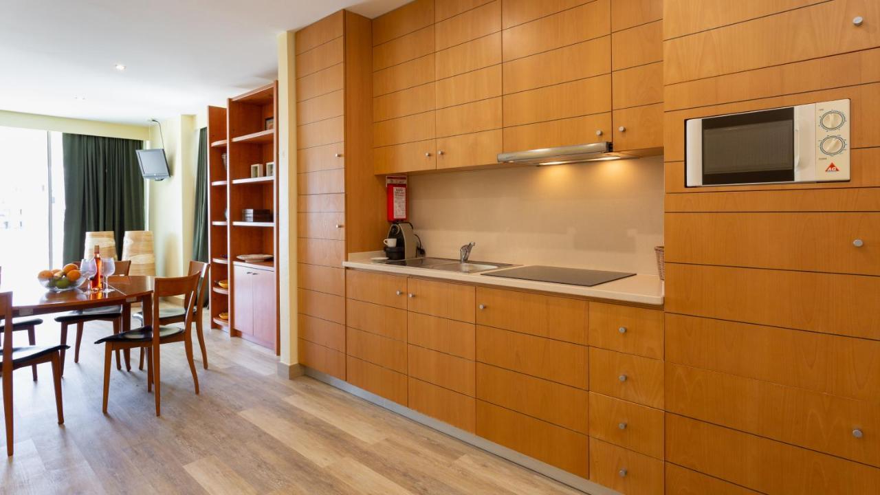 Divine Marina Apartment W/ Pool & Garden By Lovelystay Quarteira Eksteriør billede